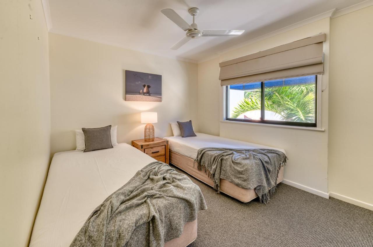 Aparthotel The Point Coolum Coolum Beach Esterno foto