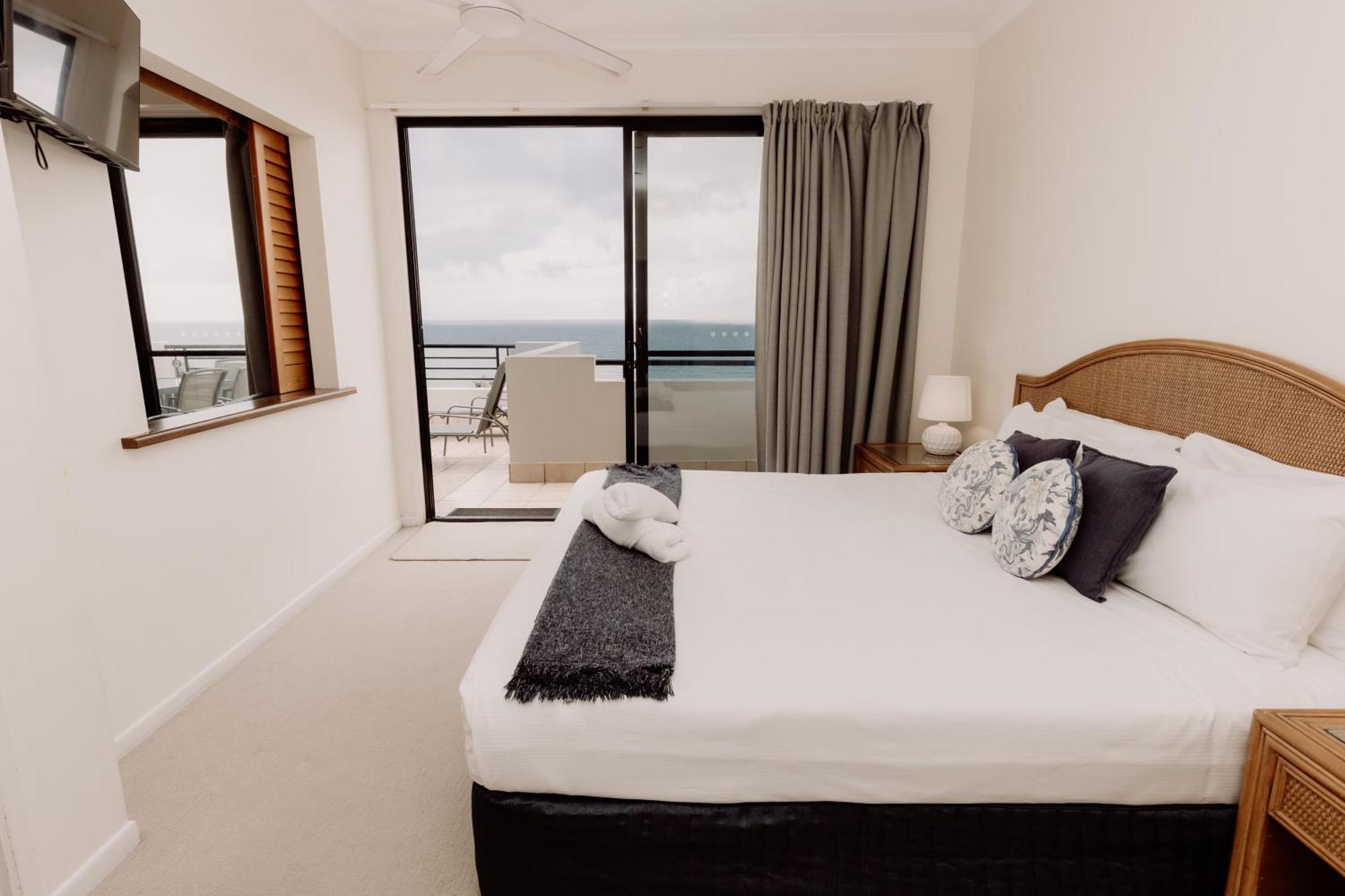 Aparthotel The Point Coolum Coolum Beach Esterno foto