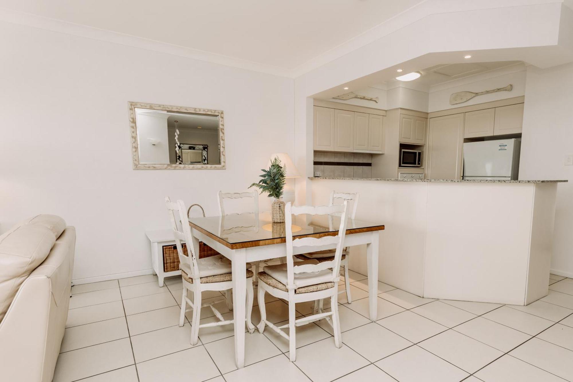 Aparthotel The Point Coolum Coolum Beach Esterno foto