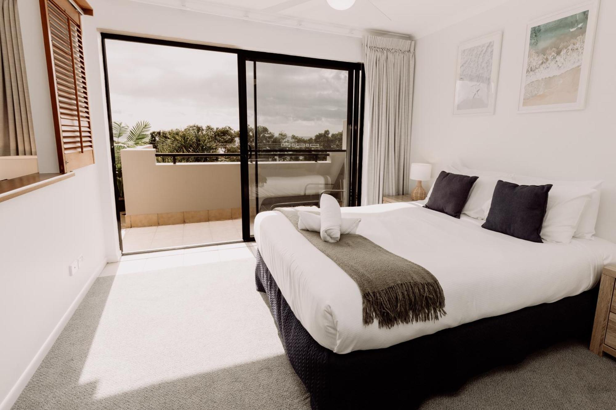 Aparthotel The Point Coolum Coolum Beach Esterno foto